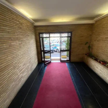 Garbatella, Lovely Mini * Rome