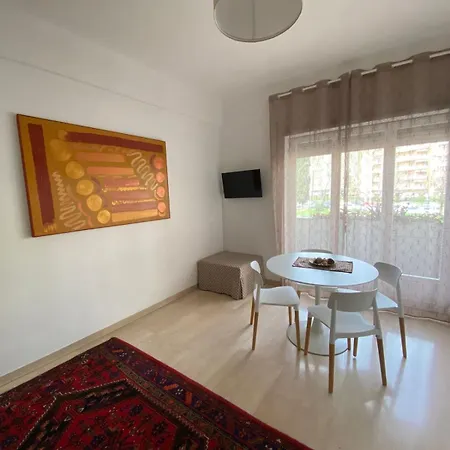 Garbatella, Lovely Mini Appartement Rome